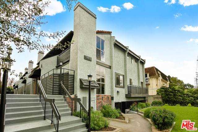 11610 Moorpark Street #1, Studio City, CA 91602 | MLS #20567210 Photo 1