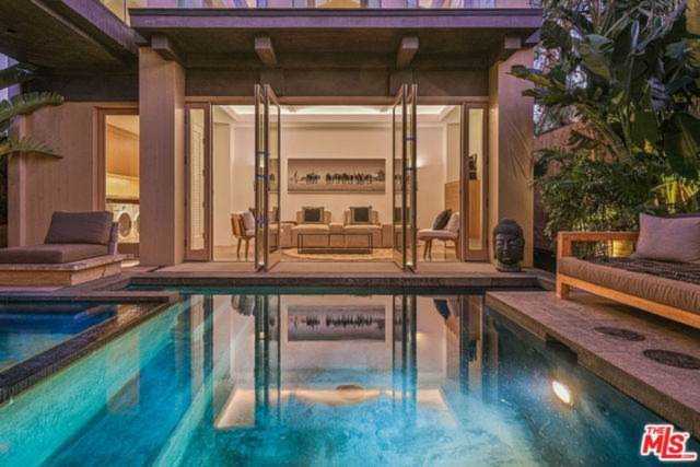 918 Milwood Avenue Venice, CA 90291