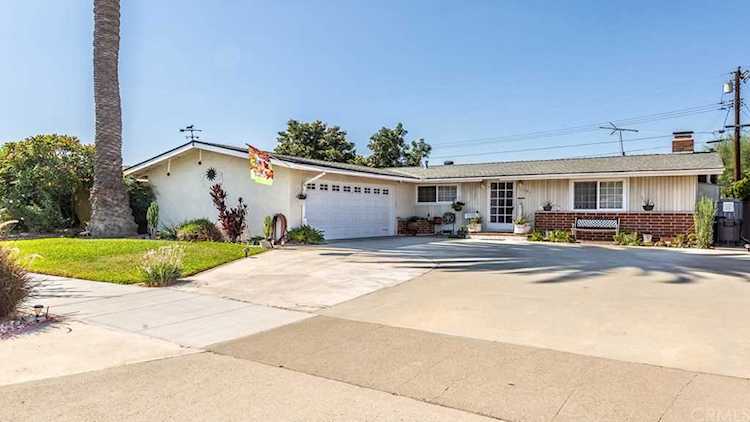 384 N Poplar Street Orange, CA 92868