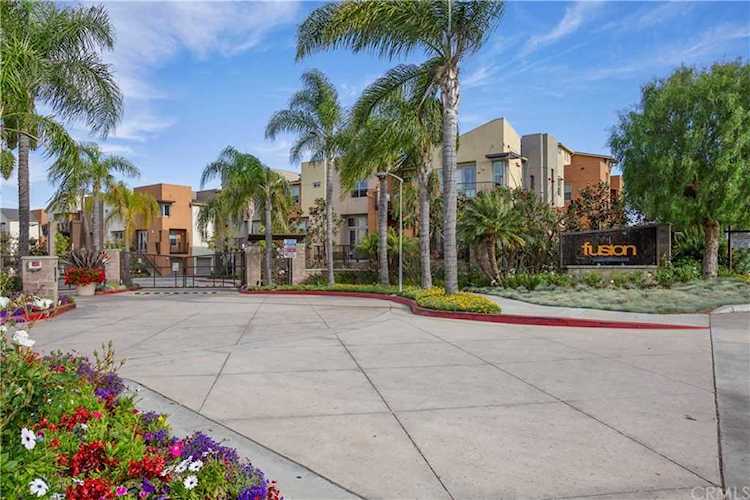 5510 W 149th Place #15 Hawthorne, CA 90250