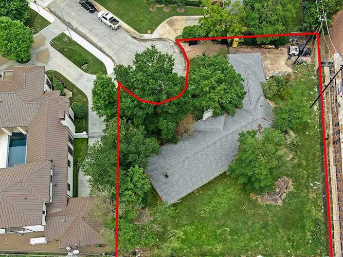 2331 Drexel Circle Houston, TX 77027