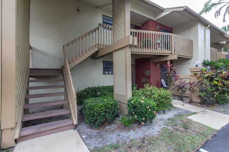 13045 Albright Court #12 Wellington, FL 33414