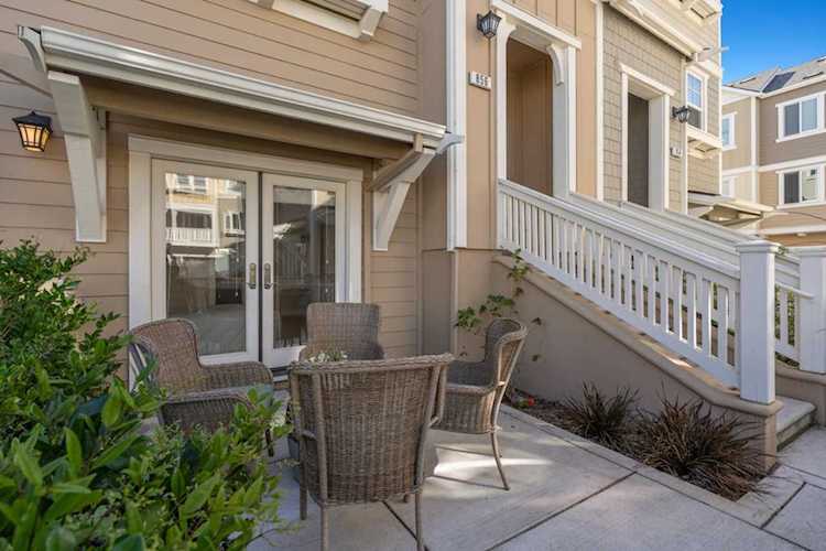 856 Sycamore Loop Mountain View, CA 94043