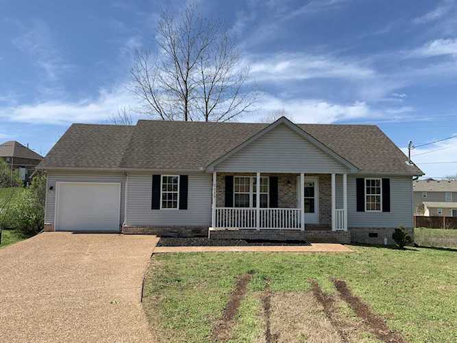 7119 Beard Ct La Vergne, TN 37086 | MLS 2135805 Photo 1