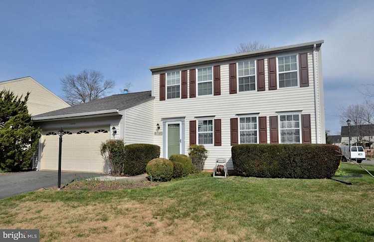 11400 Delsignore Dr Fairfax, VA 22030
