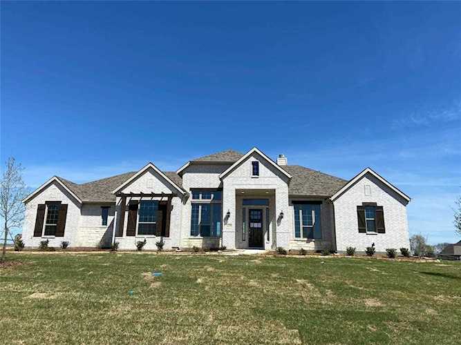 129 O'Hanlon Drive Van Alstyne, TX 75495