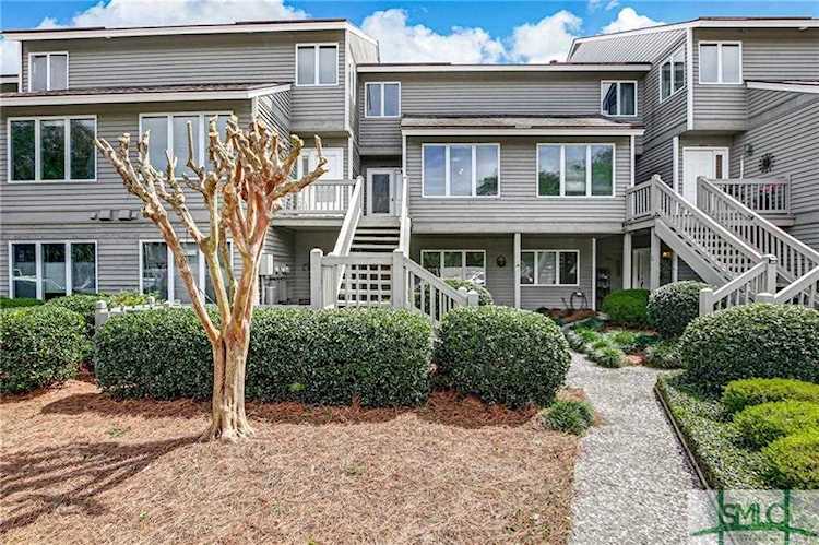 3005 River Dr Savannah, GA 31404