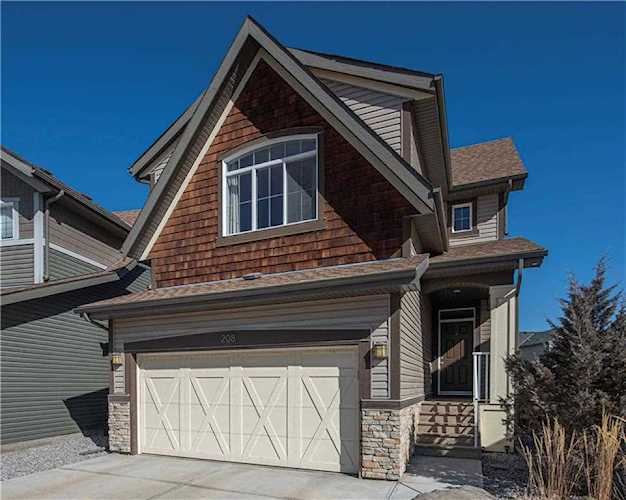208 Copperpond Green SE Calgary, AB T2Z 1H9