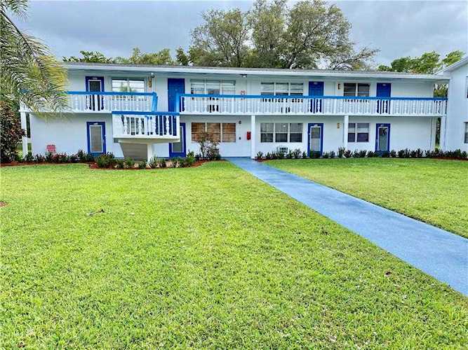 227 Newport O #227 Deerfield Beach, FL 33442