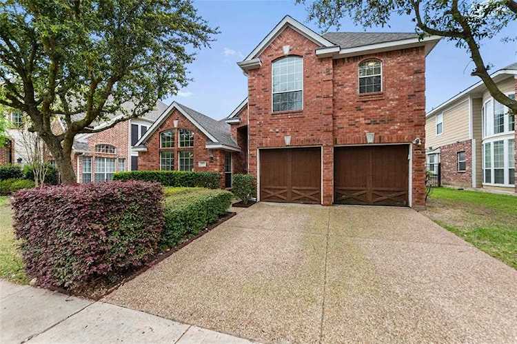 377 Fairlanding Avenue Fairview, TX 75069