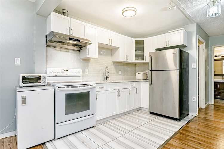 7549 Humphries Court #10 Burnaby, BC V3N 4K9