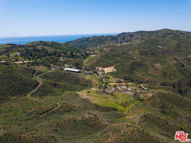 1501 Decker School Lane Malibu, CA 90265 | MLS 20567092 Photo 1