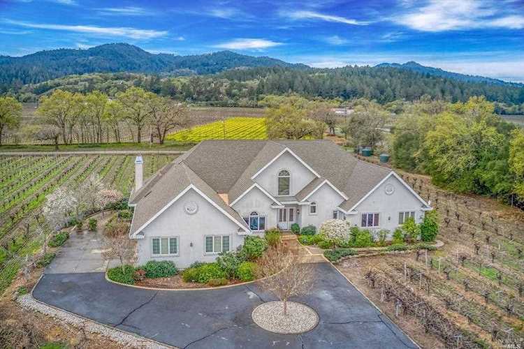 1021 Big Tree Road St. Helena, CA 94574