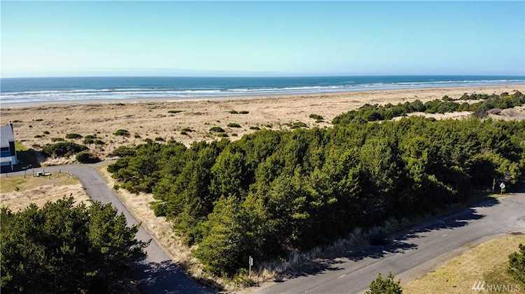 29985 G St Ocean Park, WA 98640