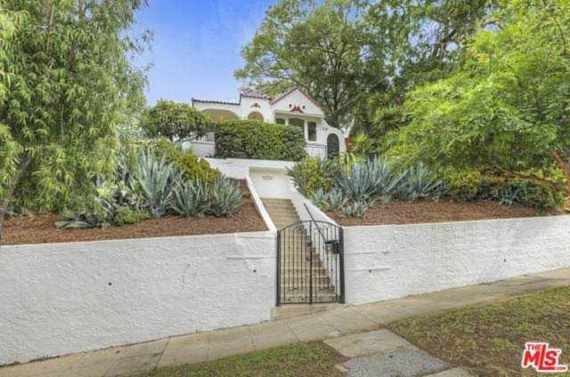2113 Branden Street Los Angeles, CA 90026