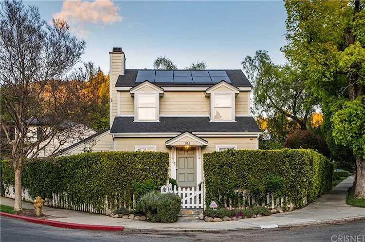 3163 La Suvida Drive Los Angeles, CA 90068