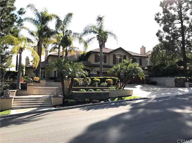 27900 Mount Shasta Way Yorba Linda, CA 92887