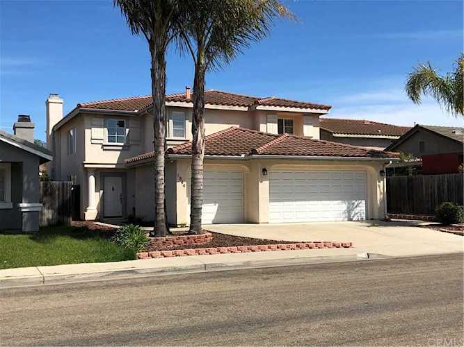 1844 Berkeley Way Santa Maria, CA 93454