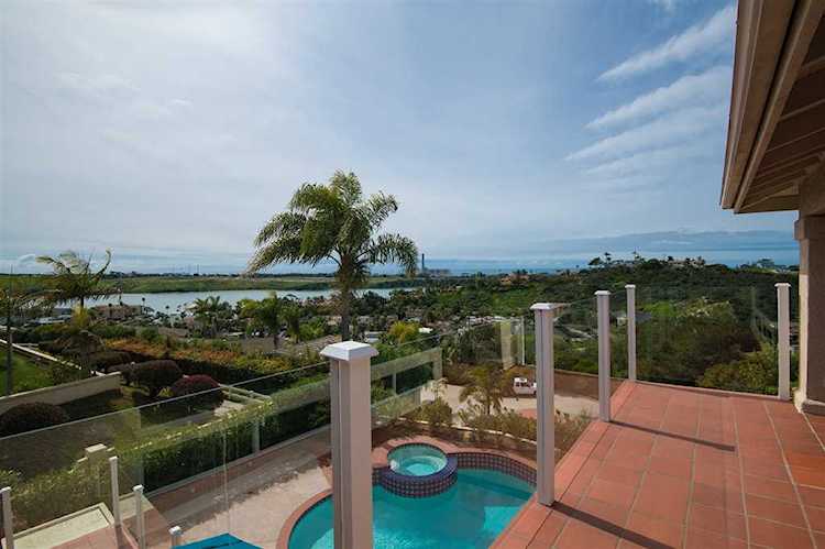4445 Sunnyhill Dr Carlsbad, CA 92008
