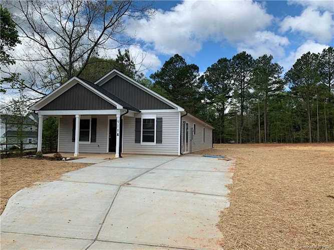 918A Victoria Ave Kannapolis, NC 28081