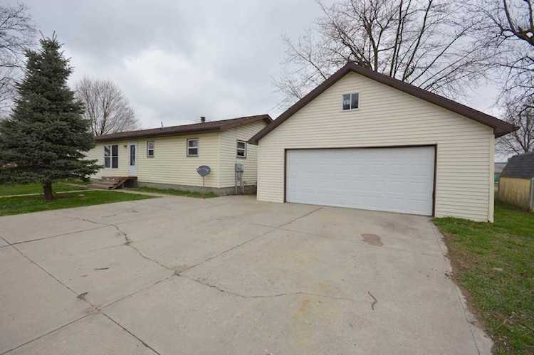 402 E High Street Nappanee, IN 46550