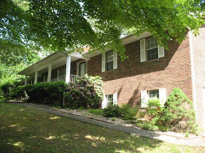 7513 Shaker Dr Knoxville, TN 37931
