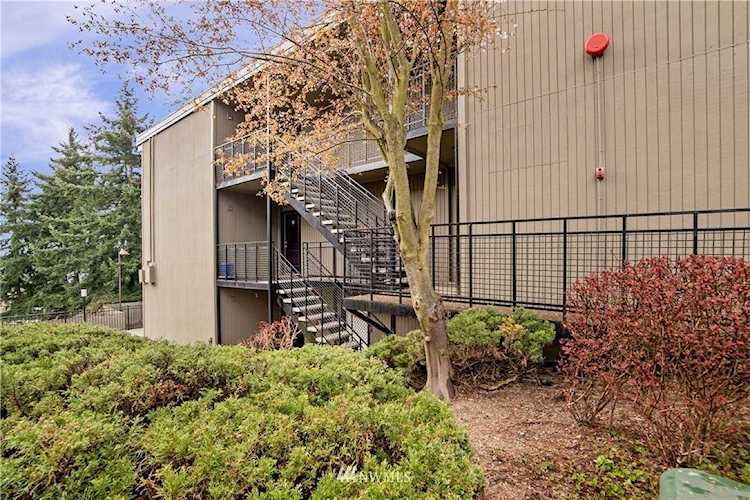 1116 S 27th St #D202 Tacoma, WA 98409