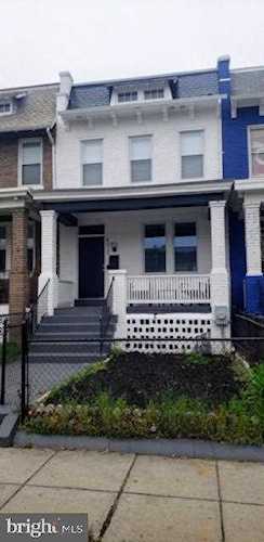4012 13th St NW Washington, DC 20011 | MLS ® DCDC463852 Photo 1