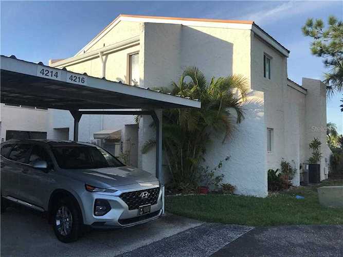 4216 Harbor House Dr #4216 Tampa, FL 33615