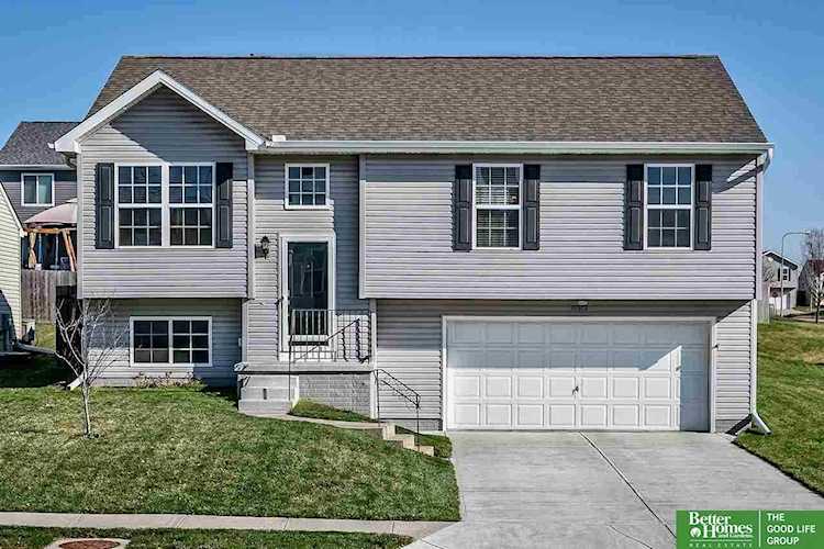 19404 Laci St Omaha, NE 68135