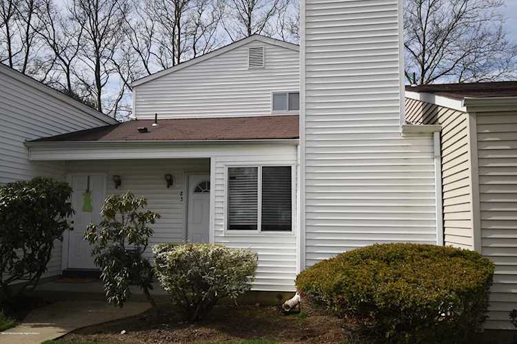 83 Greenwood Dr Freehold, NJ 07728