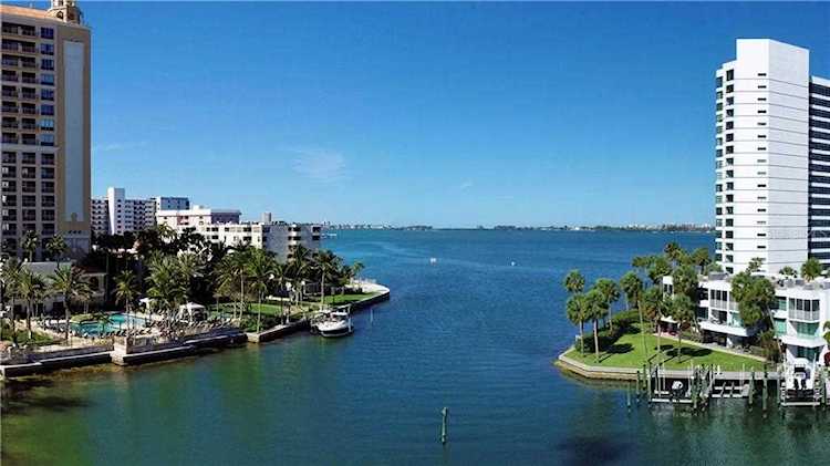401 Quay Commons #403 Sarasota, FL 34236