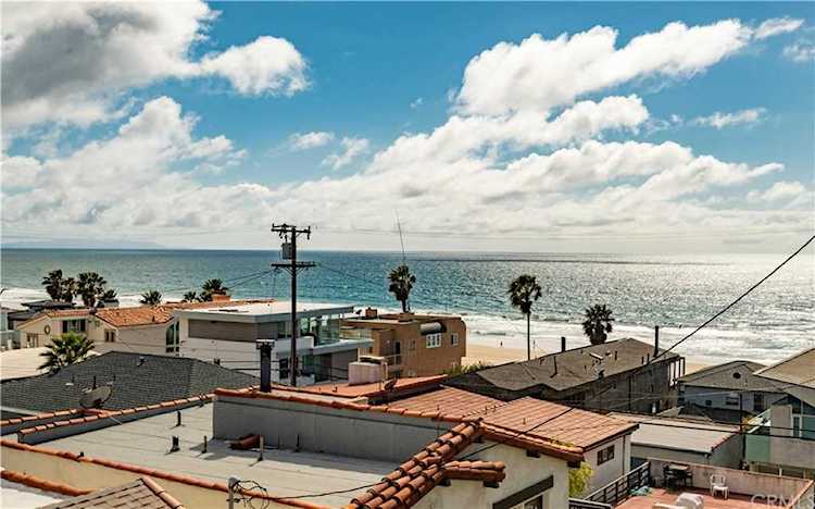 129 Moonstone Street Manhattan Beach, CA 90266