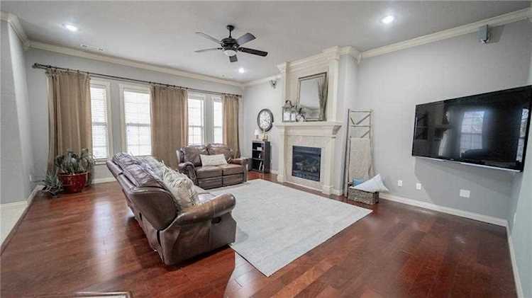 6504 W Hearth Stone Dr Rogers, AR 72758