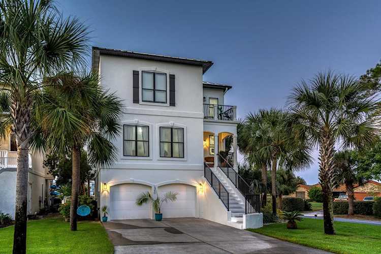 146 Lake Causeway Santa Rosa Beach, FL 32459