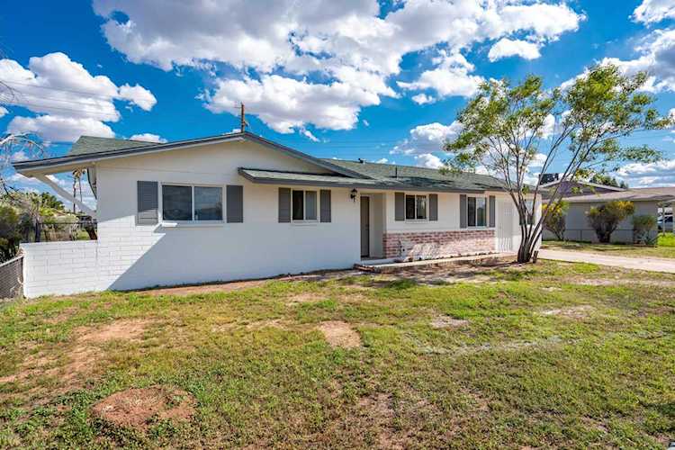 2227 E Mobile Lane Phoenix, AZ 85040