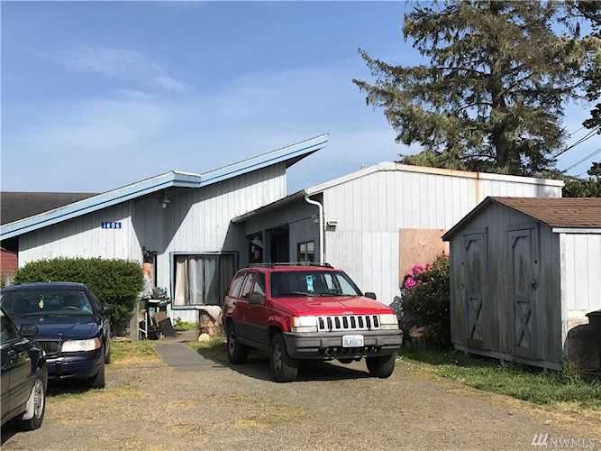 1806 California Long Beach, WA 98631