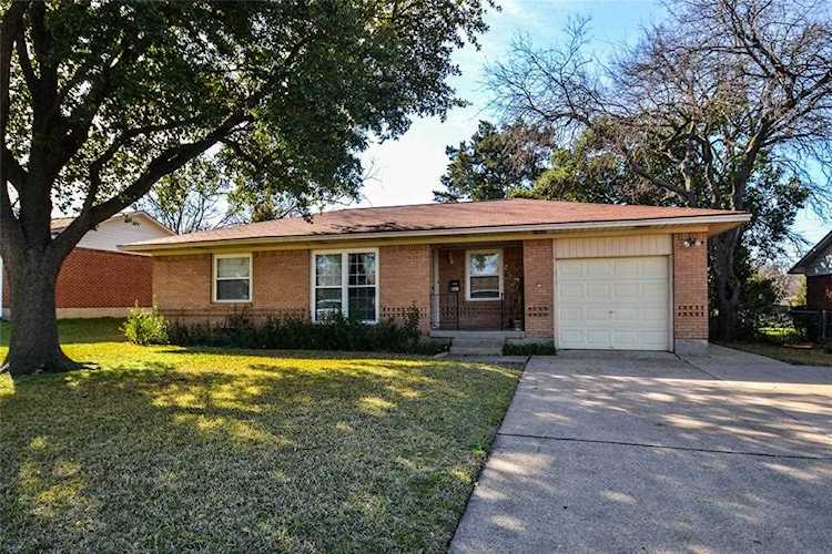 427 Lynn Street Richardson, TX 75080