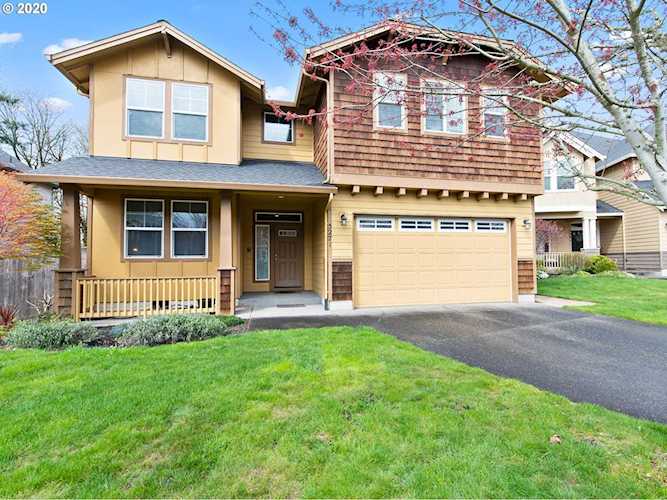5271 J St, Washougal, WA 98671 | MLS# 20683935 Photo 1