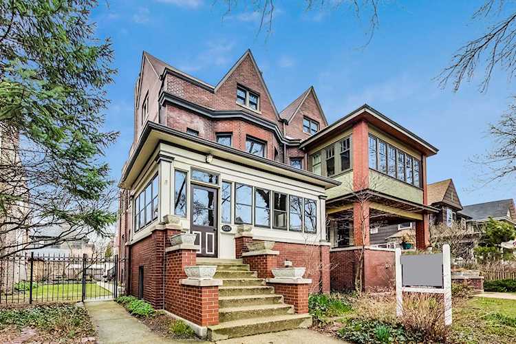5524 N Lakewood Ave Chicago, IL 60640
