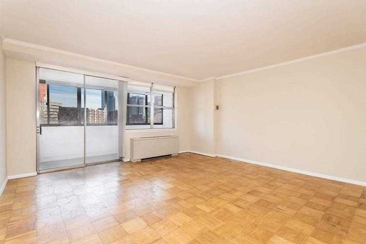 6 Whittier Place #7L Boston, MA 02114