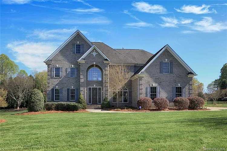 6226 Chamar Circle Kannapolis, NC 28081