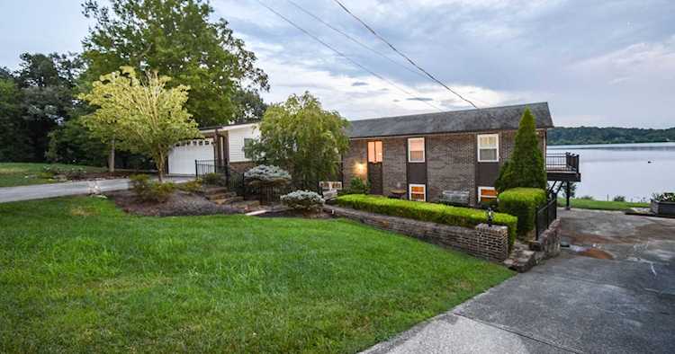 2185 Jones Bend Rd Louisville, TN 37777 | MLS 1092569 Photo 1