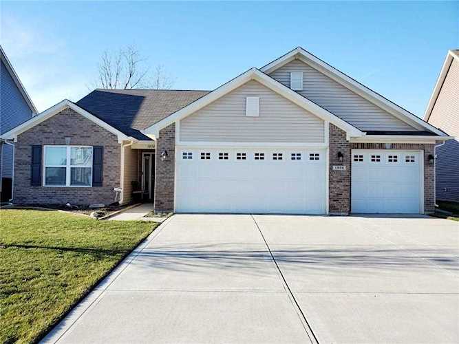 1834 Devonshire Avenue Avon, IN 46123 | MLS 21694441 Photo 1