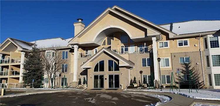 728 Country Hills Road NW #107 Calgary, AB T3K 5K8