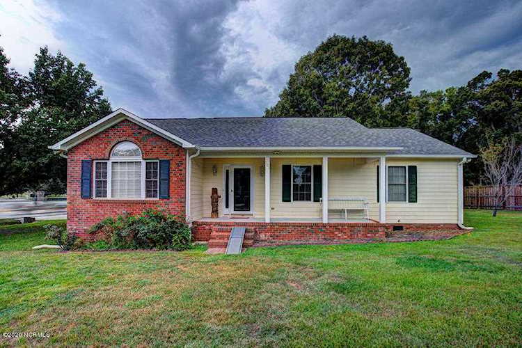 101 Wyndham Way Wilmington, NC 28411