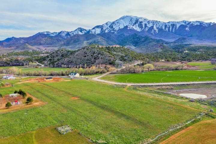 655 S 650 E New Harmony, UT 84757