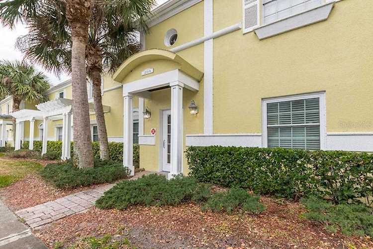 204 SE Pompano Dr #B St Petersburg, FL 33705