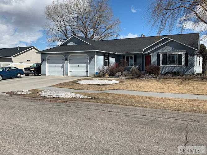 117 Ponderosa Avenue Rexburg, ID 83440