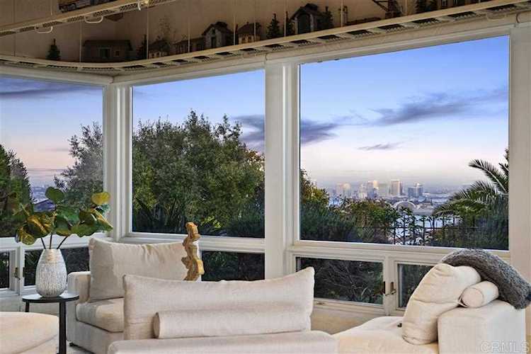 701 Gage Drive San Diego, CA 92106